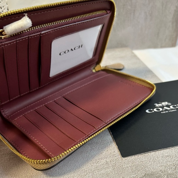 Coach Wallet color Taupe Medium Zip-Around Gold Hardware Pebbled Leather - Picture 12 of 15